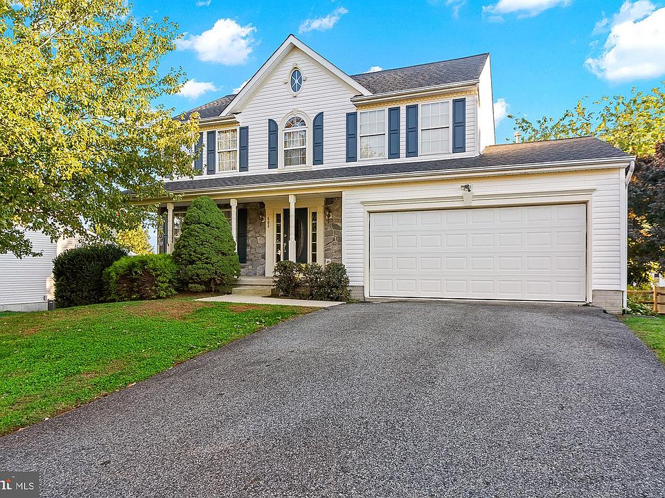 1st image of 503 E Piney Point Dr