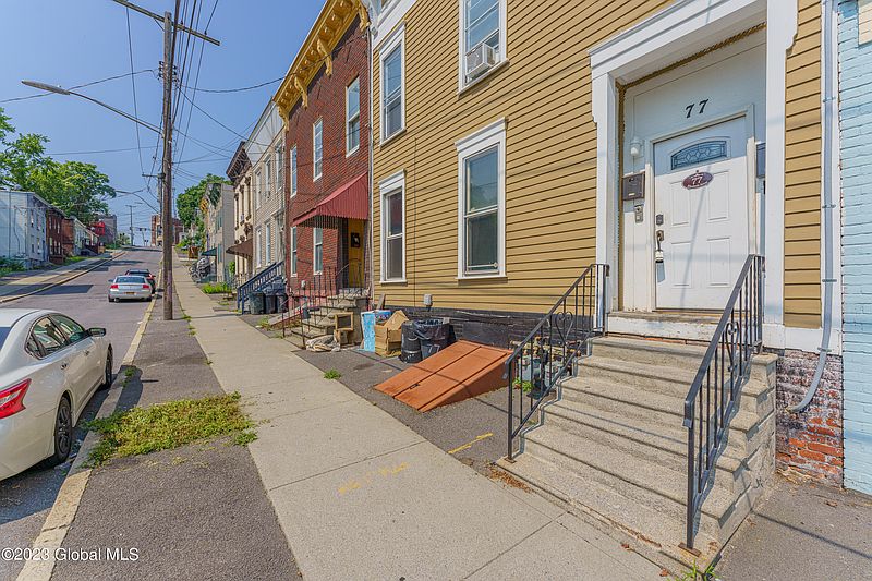 2nd image of 77 Elizabeth Street