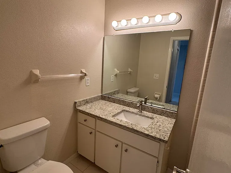 108 Gray Dove Ct — Photo 9