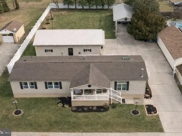 133 Spring Garden St, Woodstown, NJ 08098