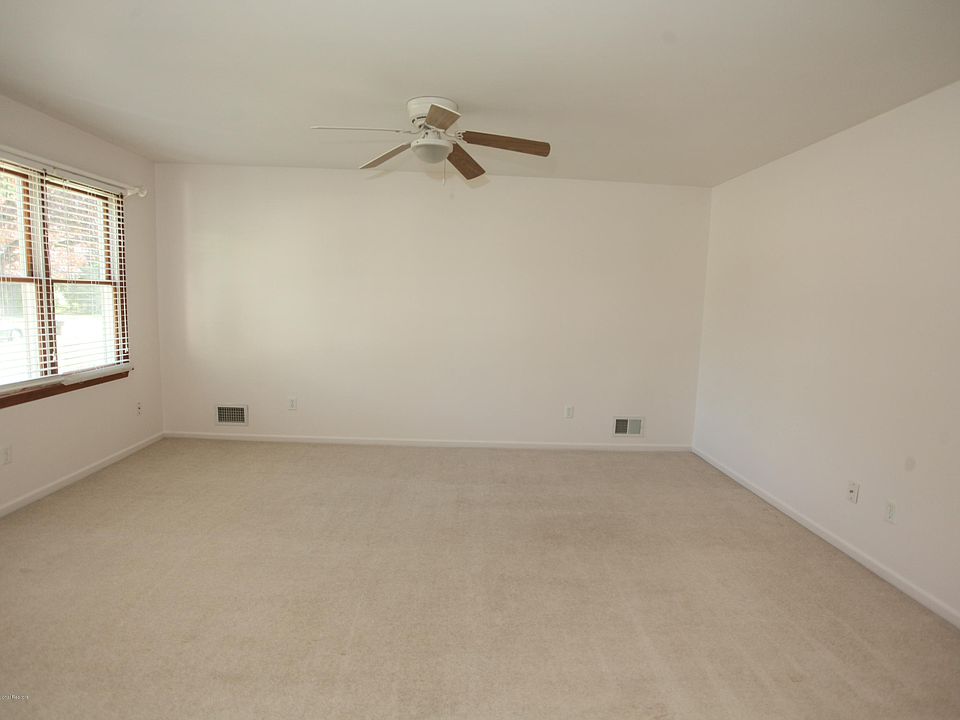 68 Howland Rd, Middletown, NJ 07748 Zillow