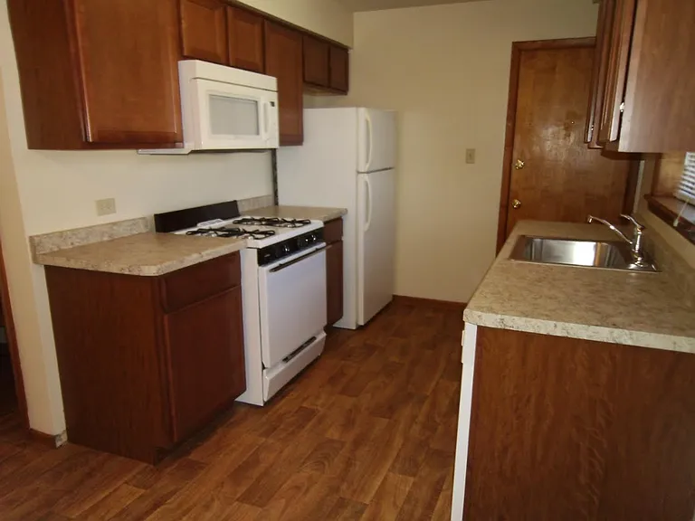 420 Bethel Dr — Photo 8