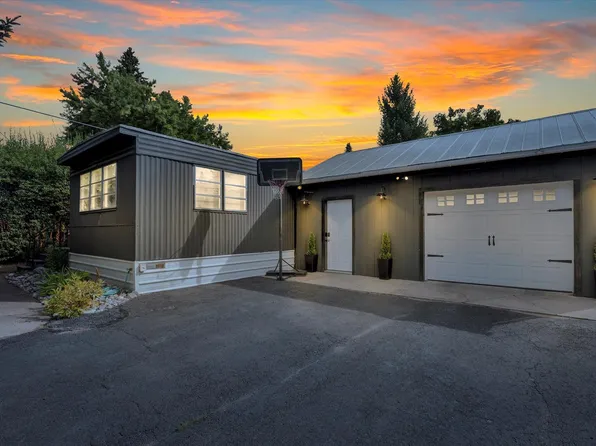 113 S Stevens St, Deer Park, WA 99006