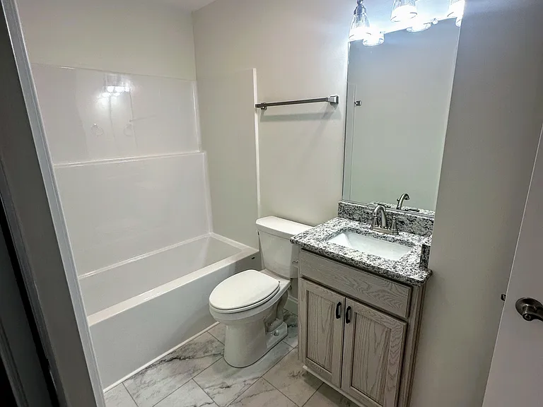 448 Plank Rd #A & B — Photo 17