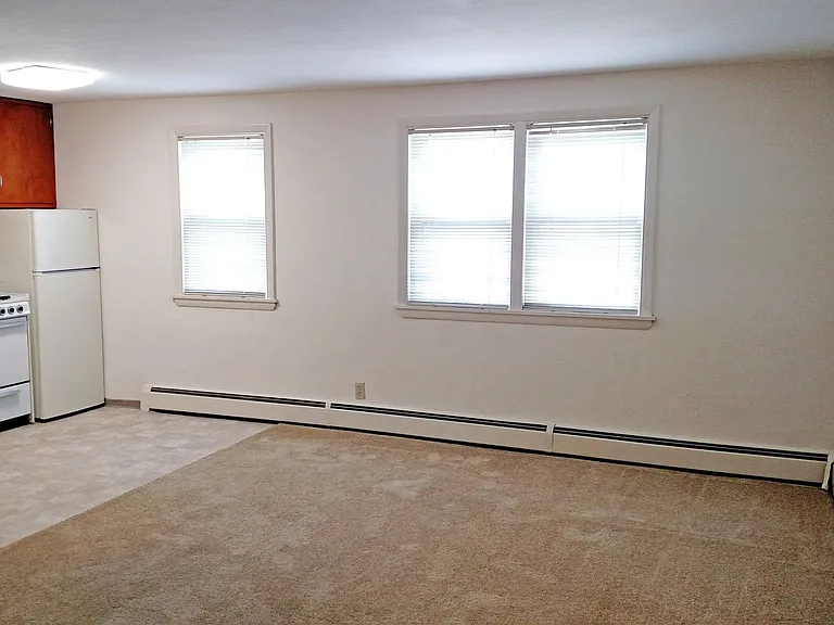 State Street Apartments — Photo 19