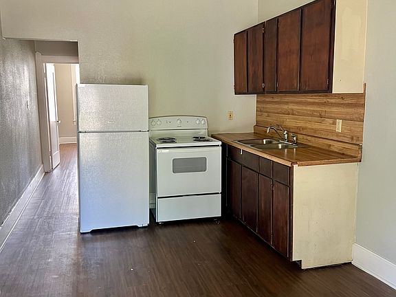 4th image of 2557 South St APT C