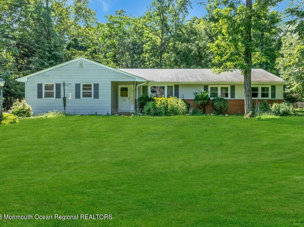 40 Birchwood Court, Tinton Falls, NJ 07724