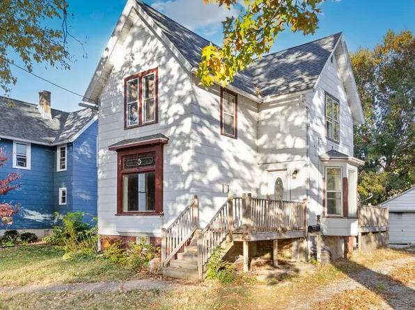 1110 2nd Ave, Sterling, IL 61081