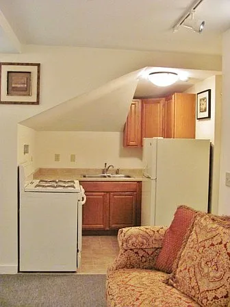 102 Highland Place - 6 — Photo 3
