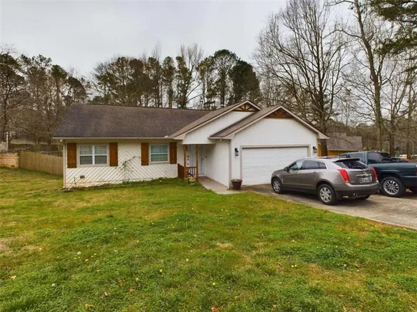 145 Forest Brook Dr, Palmetto, GA 30268