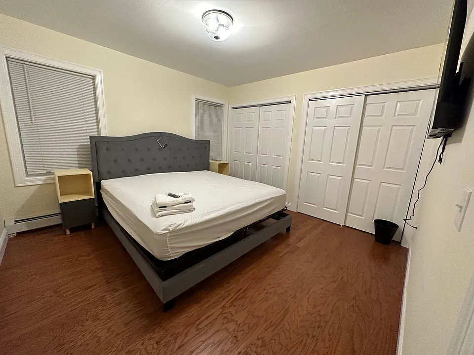 183 Jewett St #9