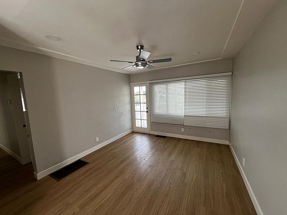 3rd image of 2645-2312 Chatsworth Blvd #2314