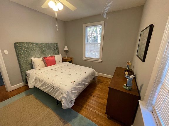 5th image of 1818 Arlington St