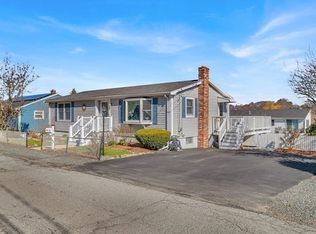 3 Riverview Rd, Gloucester, MA 01930