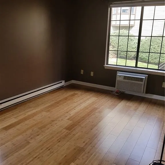 8 Oakwood Ave #C5 — Photo 4
