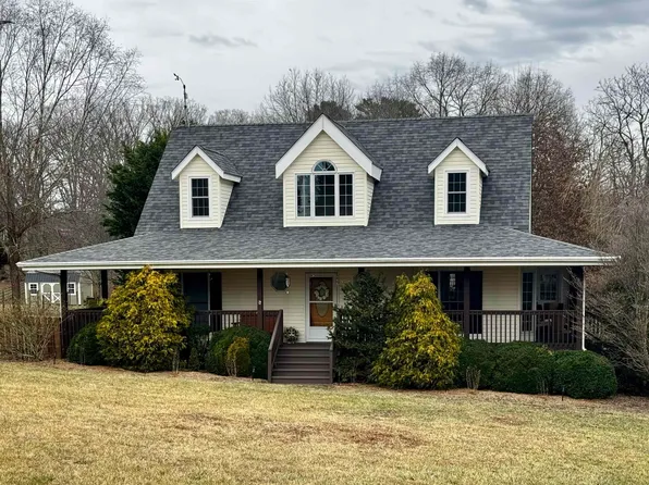 4091 Childress Rd, Christiansburg, VA 24073