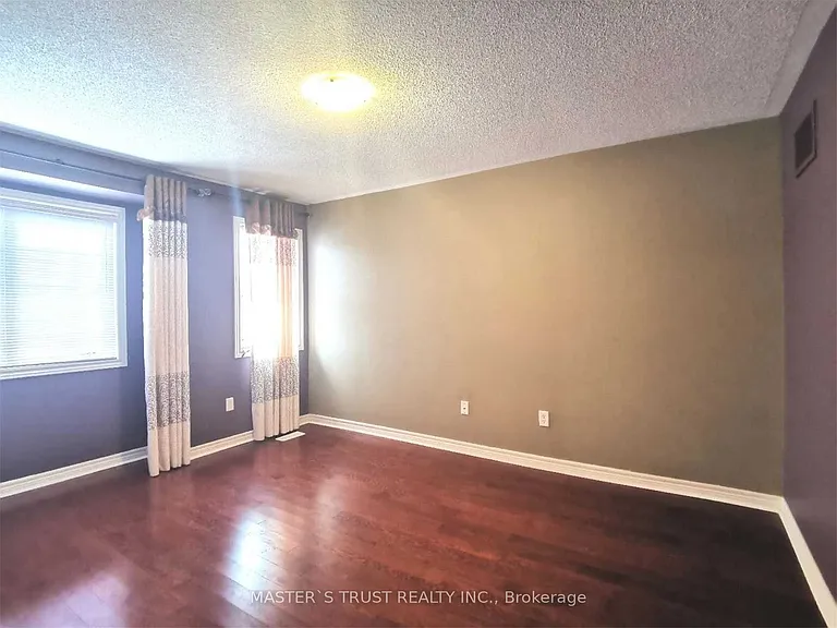 213 River Ridge Blvd — Photo 18