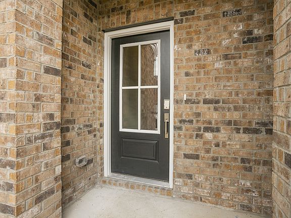 4th image of 528 Medwyk Dr