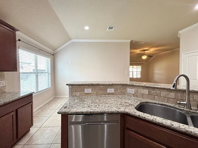 14415 High Plains Dr — Photo 14