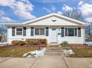 1704 Panama St, Mishawaka, IN 46544