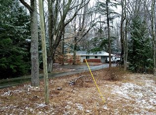 4251 64th St, Holland, MI 49423