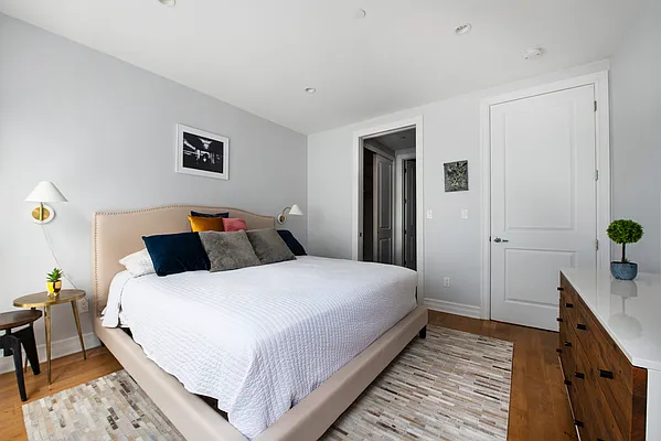 Sold by Compass | media 11