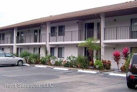 1st image of 7205 Curtiss Ave APT 2C
