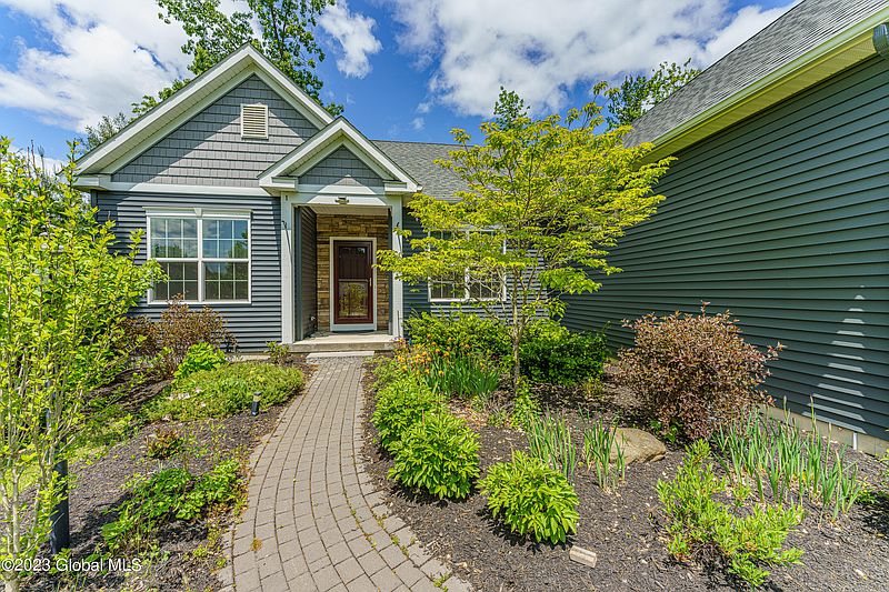 4th image of 1 Wedgewood Drive