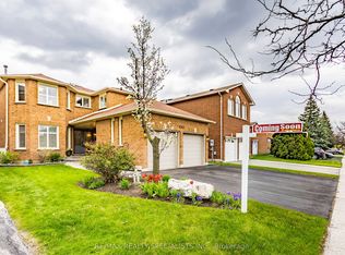 6363 Osprey Blvd, Mississauga, ON L5N 6G7