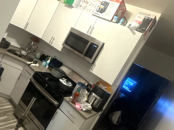 990 Bushwick Avenue image 1 of 11