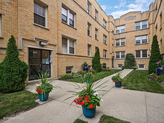 2nd image of 1622 W Wallen Ave APT 3N