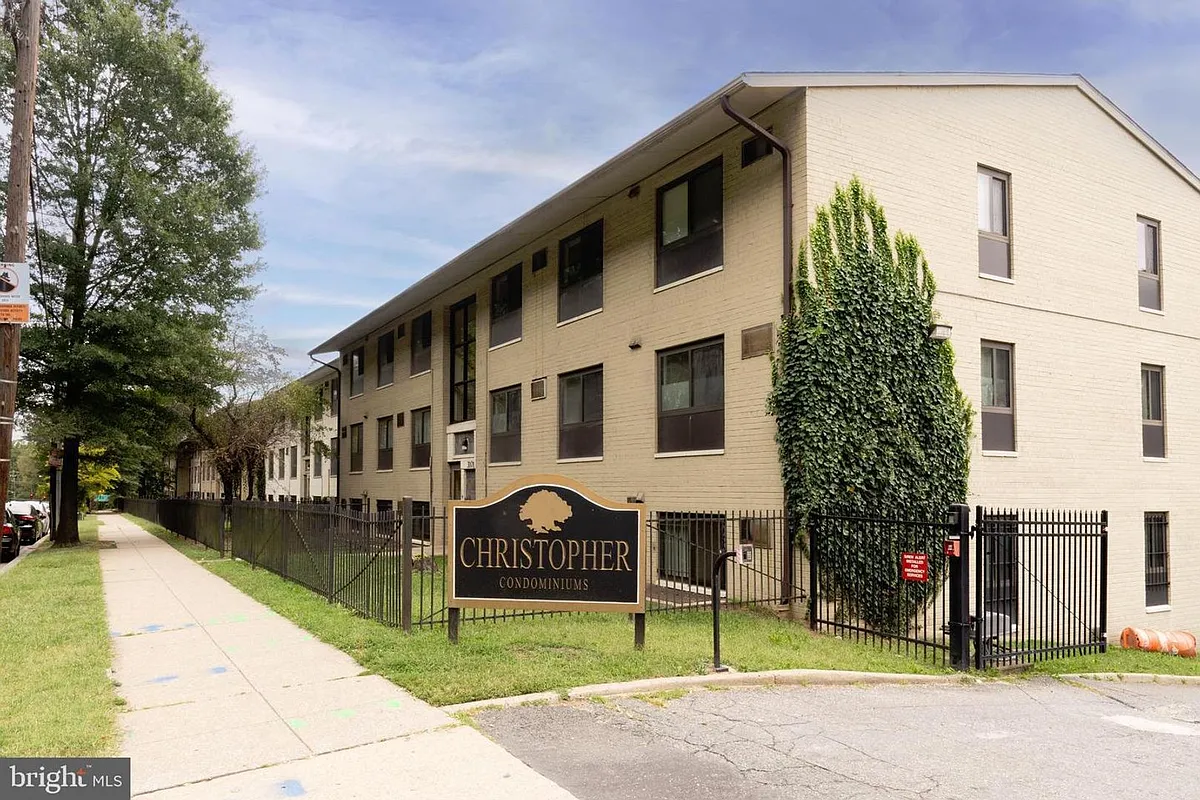 Building Photo - 3103 Naylor Rd SE #B