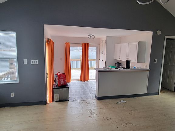 4th image of 39465 Pike 202