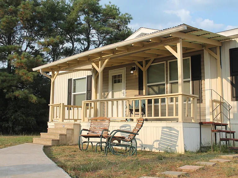 1004 County Road 2140 — Photo 12