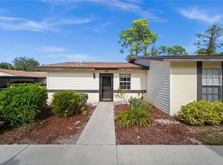 1071 Pine Isle LN #1071, NAPLES, FL 34112