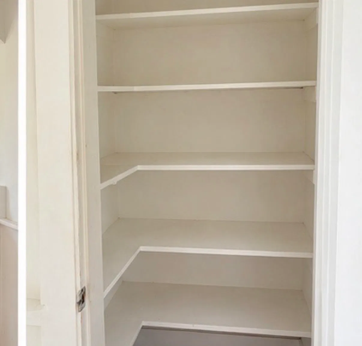 2 bed, 1000 sqft, $1,650 — Photo 2