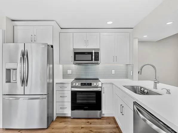 200 International Dr APT 507, Cape Canaveral, FL 32920