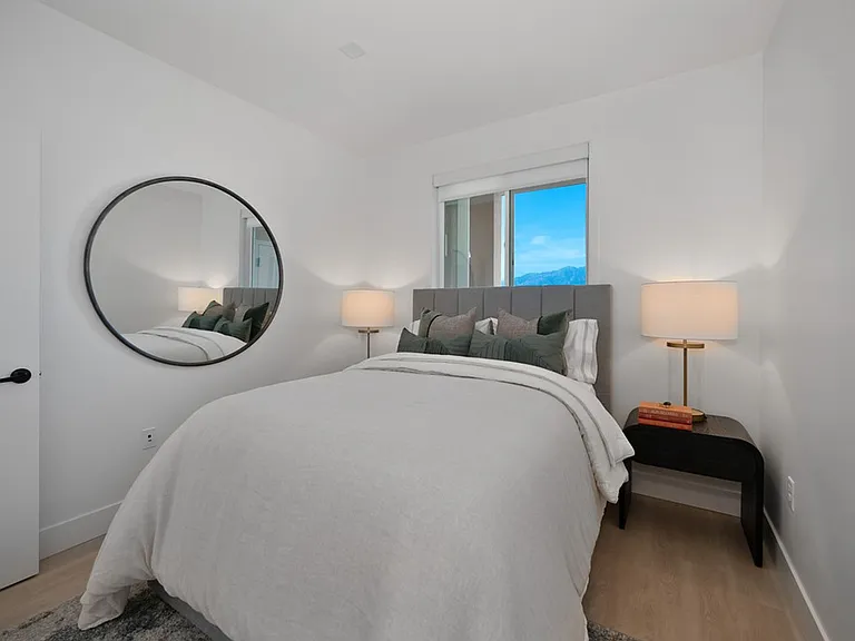Begonia Place Luxury Apartments — Photo 54