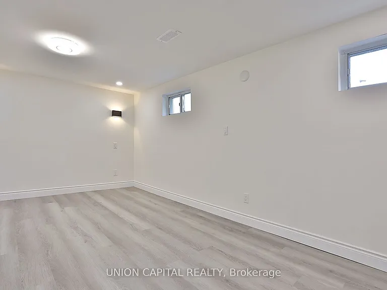 383 Neal Dr — Photo 15