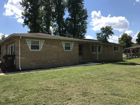 1521 Denny Dr, Amelia, OH 45102