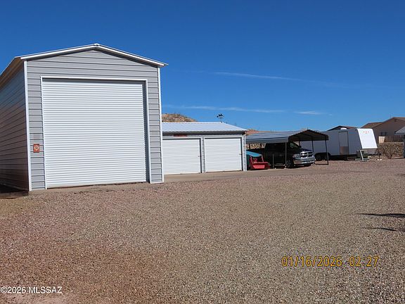 2nd image of 311 N Saddle Vista Rd