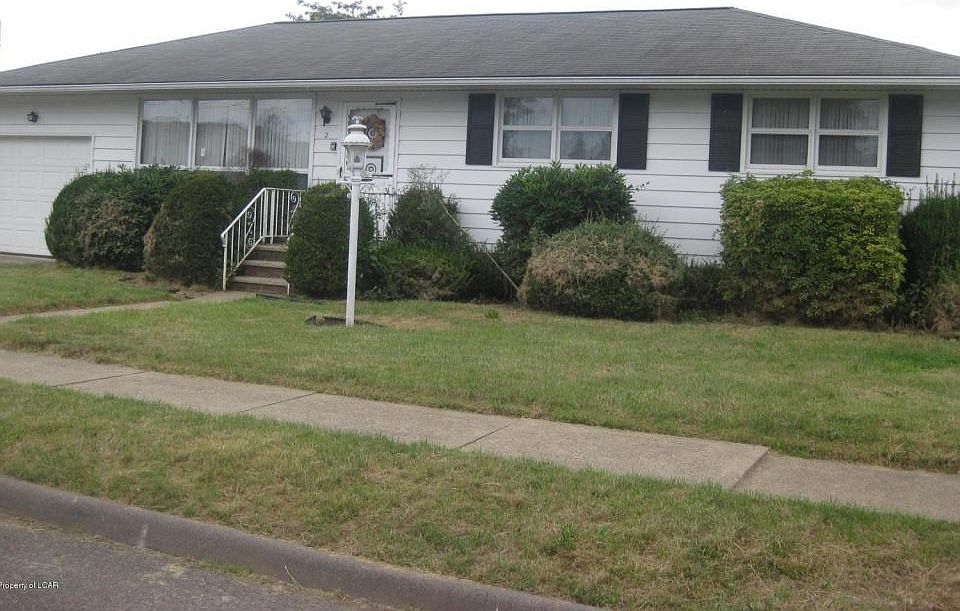 1st image of 2 Stock Ave