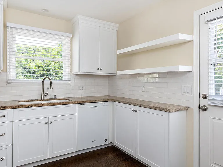 5634 Noel Dr — Photo 7