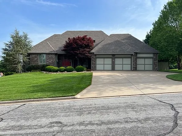 3102 Sunset Dr, Joplin, MO 64804