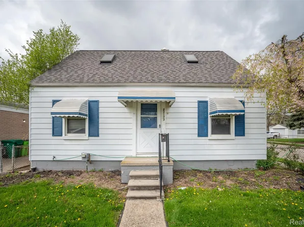 22173 Normandy Ave, Eastpointe, MI 48021