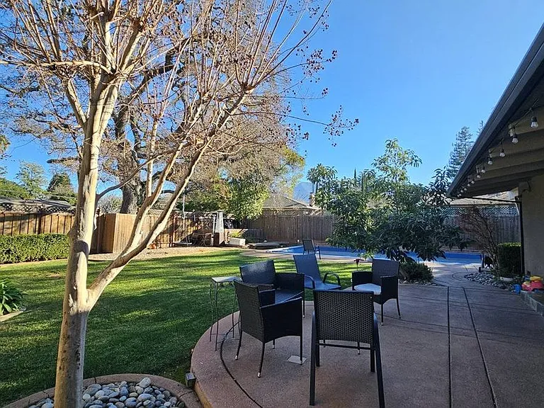 5830 Del Trigo Ln — Photo 1