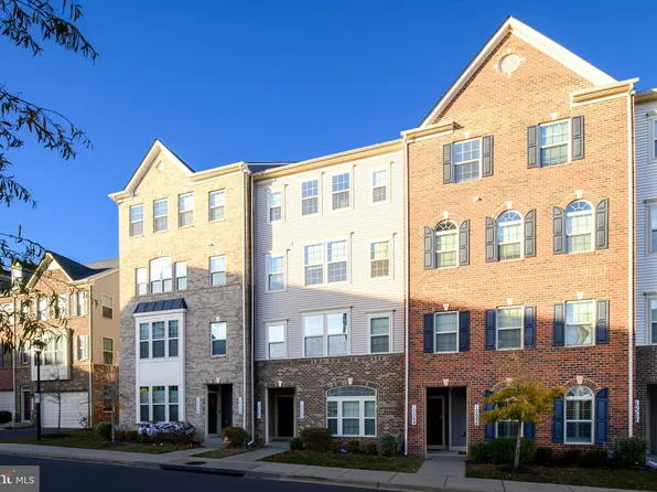 10060 Dorsey Ln #41, Lanham, MD 20706