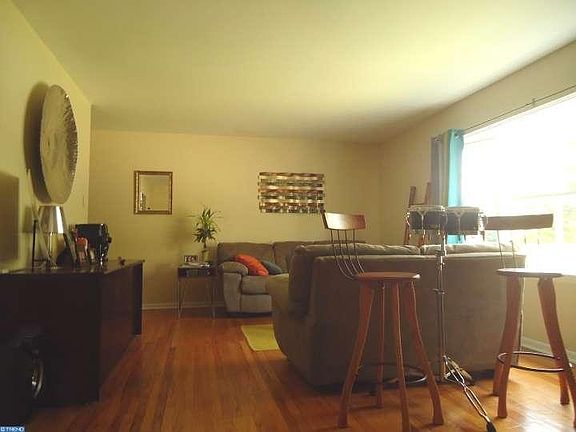 4th image of 8008 Stenton Ave