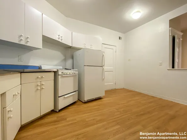 1595 Beacon St, Brookline, MA