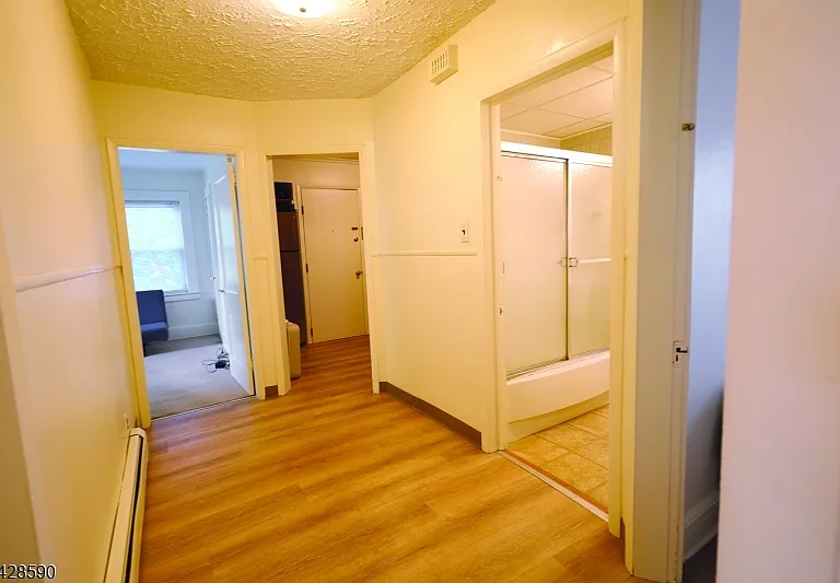 15 Edgar St #A — Photo 9